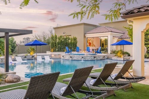 HOZHO Estate on Shea