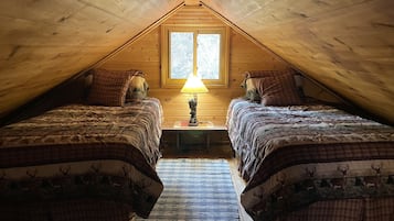 3 makuuhuonetta, silitysrauta/-lauta, ilmainen Wi-Fi, vuodevaatteet