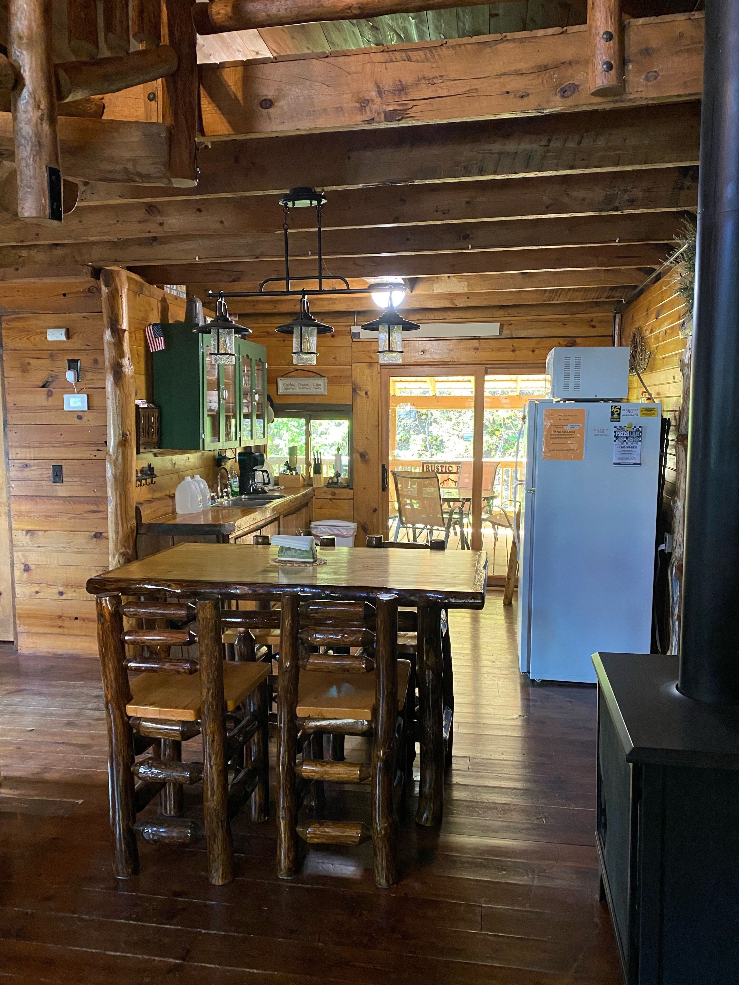 Cozy Cabin in the heart of the Black Hills.  Close to Deadwood and Lead! 