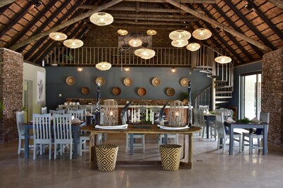 Bayala Private Lodge