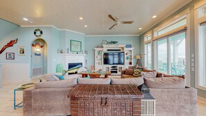 Una televisión, una oficina