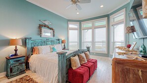 4 bedrooms, free WiFi