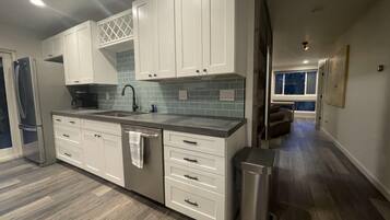 公寓, 2 間臥室 | 私人廚房 | 電冰箱、微波爐、烤箱、爐台