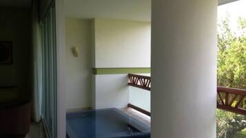Bain à remous intérieur