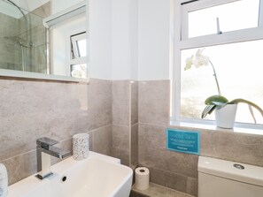 Cottage | Interior - Robins Corner (Weston-super-Mare)