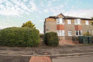 Exterior - Bright and Stylish 3-Bed Flat in Glasgow (Glasgow City)