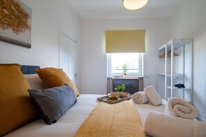 3 makuuhuonetta, silitysrauta/-lauta, ilmainen Wi-Fi, vuodevaatteet