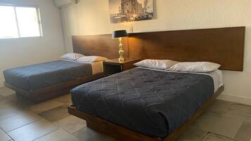 Habitación doble estándar | Ropa de cama hipoalergénica, wifi gratis y ropa de cama