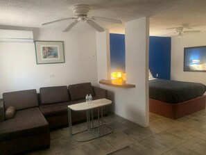 Living area - Hotel Maripina (Ciudad Juárez)