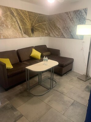 Deluxe Studio Suite | Living area - Hotel Maripina (Ciudad Juárez)