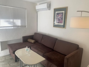 Standard Double Room | Living area - Hotel Maripina (Ciudad Juárez)