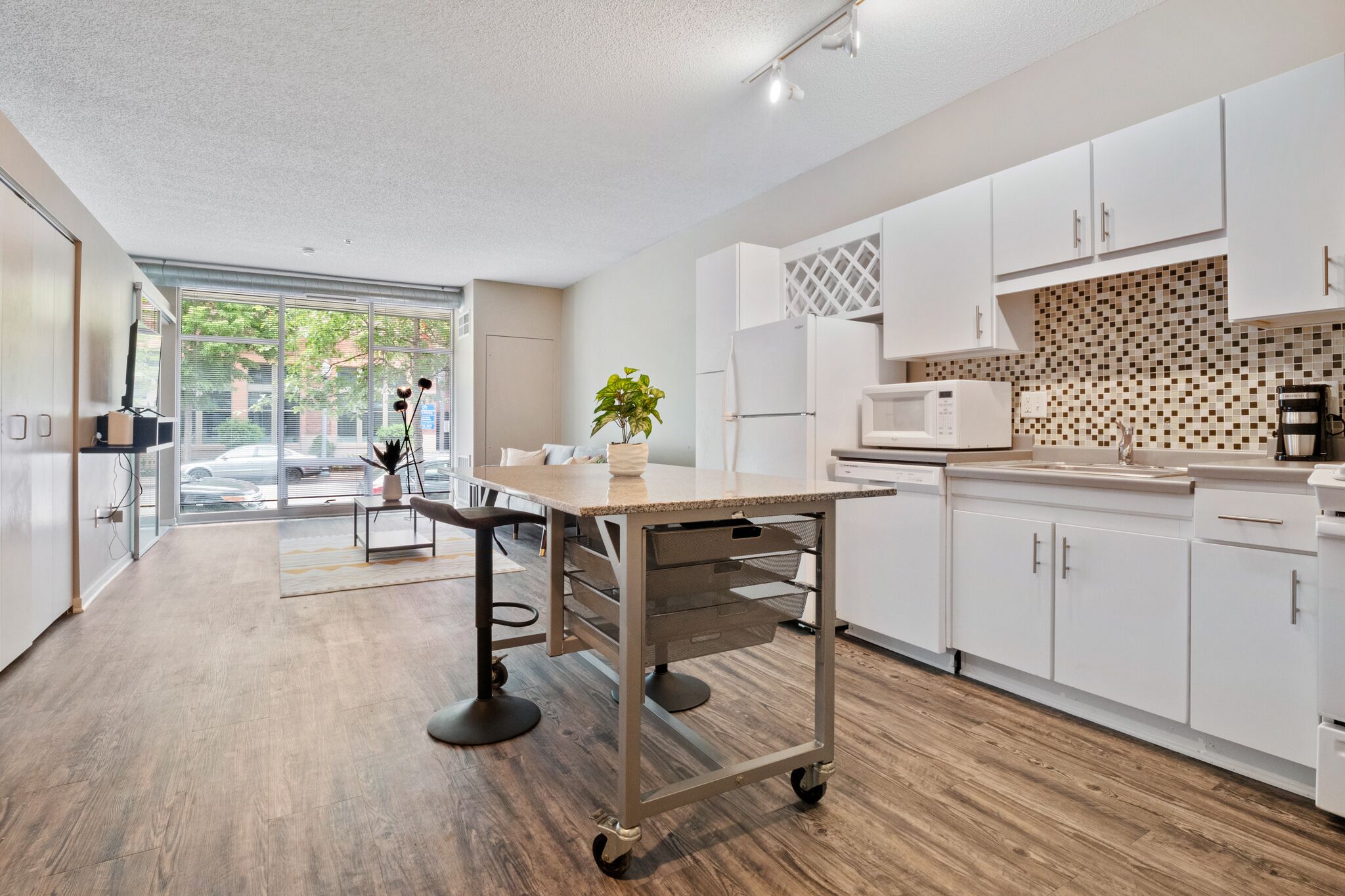 Embrace the Excitement of City Living: Condo in Downtown Minneapolis 134