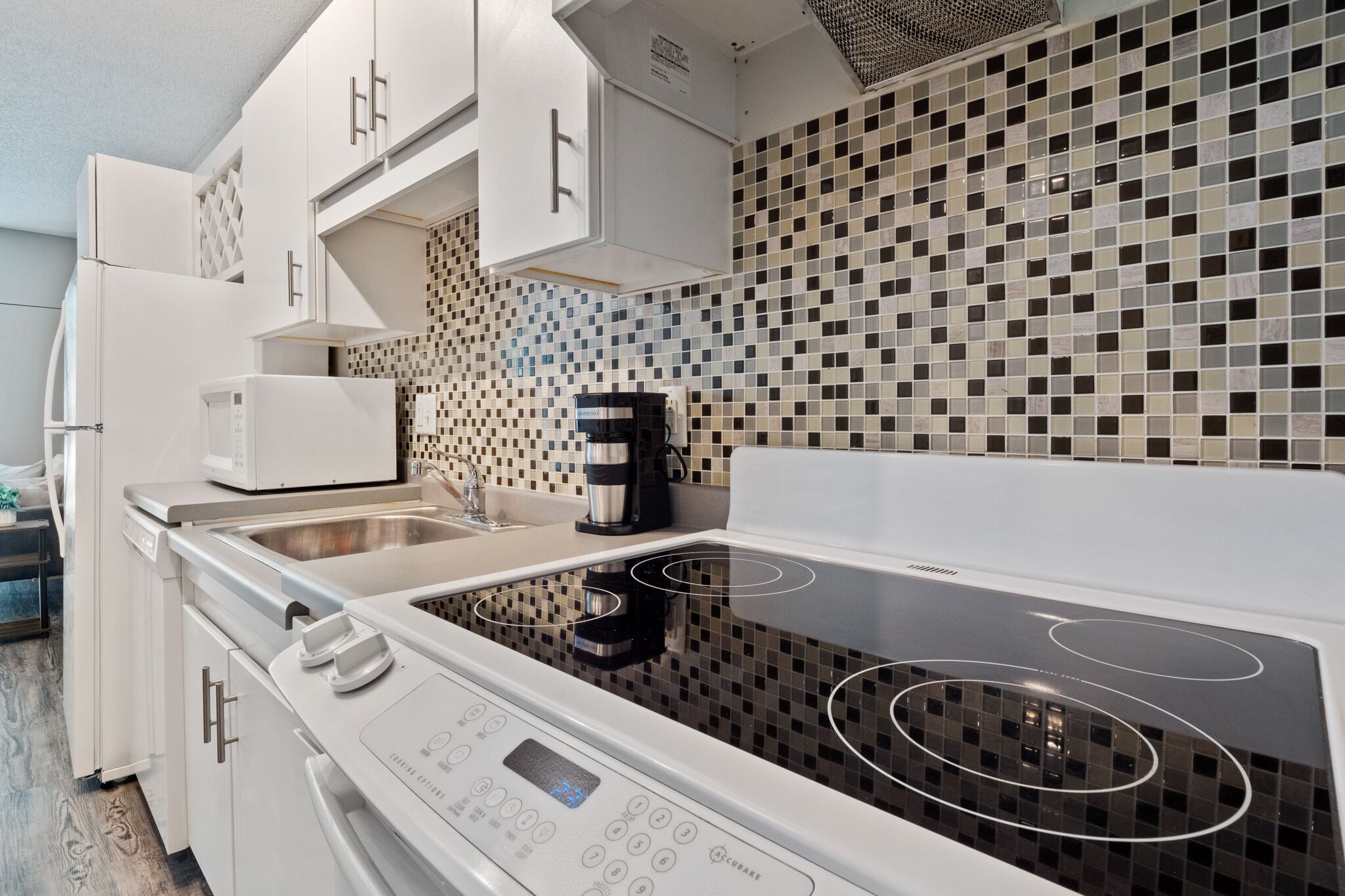 Embrace the Excitement of City Living: Condo in Downtown Minneapolis 134