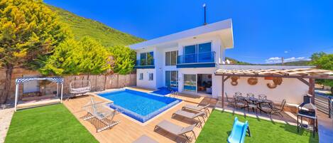 Villa Onay 3 | Living area | TV