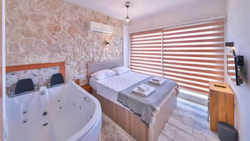 Villa Onay 2 | Biancheria da letto di alta qualità, copriletto in piuma