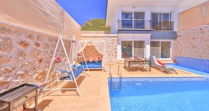 Nergiz Villas