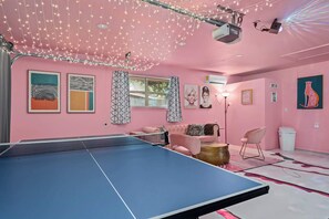 Spielezimmer
