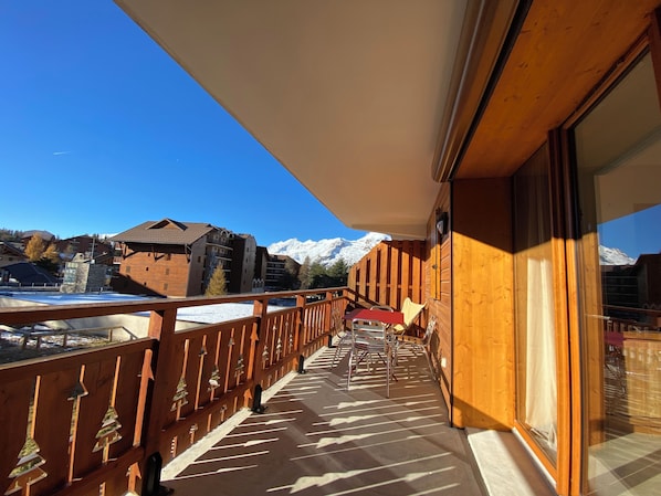 Property grounds - Charming T3 in a residence close to the slopes and shops South-facing balcony (La joue du loup)