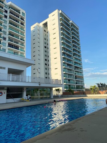 Apartamento Bien Ubicado, Moderno, Full Wi-fi