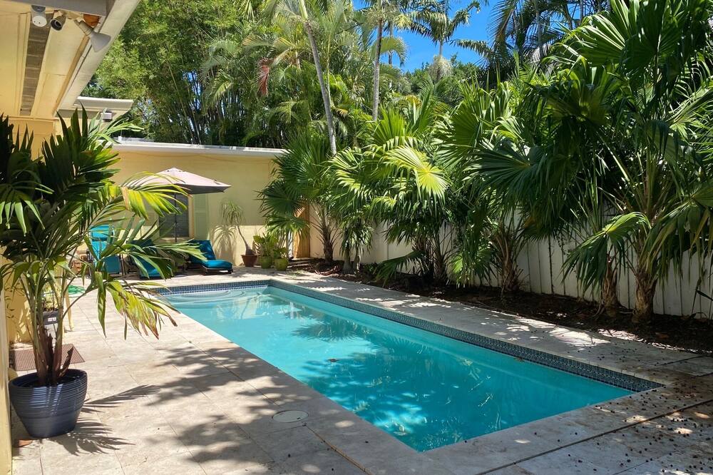 Delray Beach Apartment