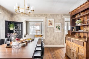 Dining - River Lodge by Avantstay 11 BR Historic Estate w/ Pool & Views of Hudson! (Catskill)