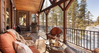 Big Pine by Avantstay Stunning Secluded Oregon Home w/ Hot Tub