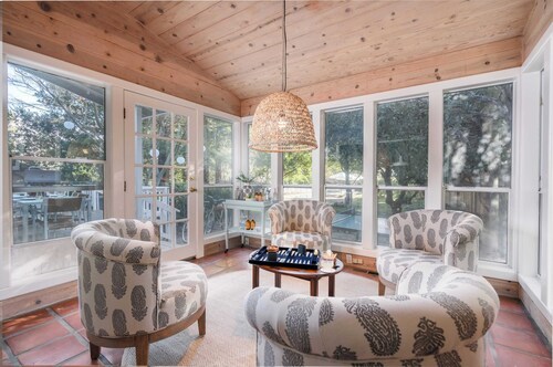 Clementine By Avantstay Bright Modern Retreat w/ Pool, Pool Table & Large Patio