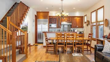 Apartment (3 Bedrooms) | Interior