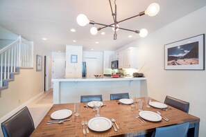 Interior - Etta Place Too 113 by Avantstay Close to Town & The Slopes! In Complex w/ Communal Pool & Hot Tub (Telluride)