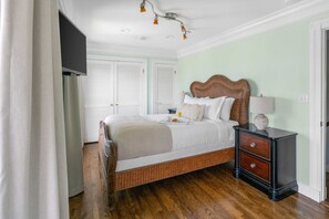 House (Multiple Bedrooms) | Interior - Promenade by Avantstay Beach Front Mansion w/ Breathtaking Views & Pool! (Miramar Beach)