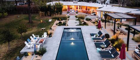 Villa (5 Bedrooms) | Front of property