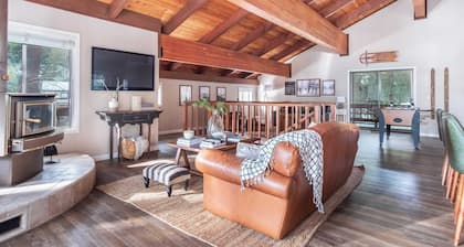 Tarly by Avantstay 5mins To Diamond Peak Skiing w/ Hot Tub in Incline Village