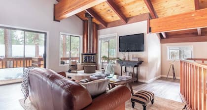 Tarly by Avantstay 5mins To Diamond Peak Skiing w/ Hot Tub in Incline Village