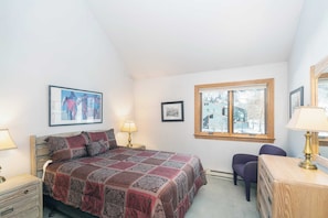2 bedrooms, bed sheets