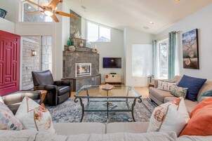 Televisión 55 pulgadas con canales de televisión digitales, futbolito