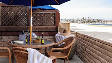 Apartment (1 Bedroom) | Interior