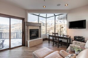 House (3 Bedrooms) | Interior - Crystal Chalet 12 by Avantstay Close to Town w/ Views of San Sofia Ridge (Telluride)