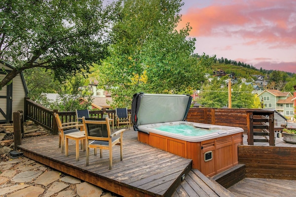 House (3 Bedrooms) | Front of property