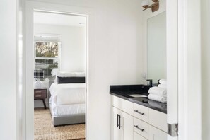 Rumah (6 Bedrooms) | Interior