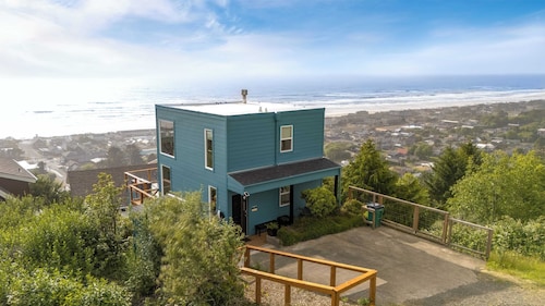 Blue Horizon by Avantstay Panoramic Views of the Ocean w/ Entertainers Patio