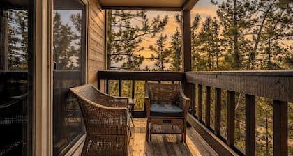 Pinegrove by Avantstay Beautiful Villas Condo Just Outside Tahoe City!