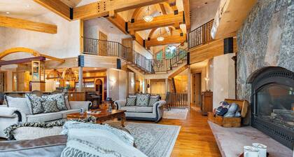 Cherry Ridge by Avantstay Incredible Mountain Mansion w/ Game Room, Hot Tub & Views!!