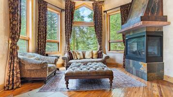 Villa (Multiple Bedrooms) | Interior