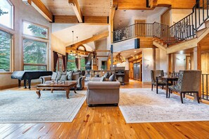 Villa (Multiple Bedrooms) | Intérieur