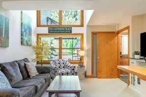 Apartment (3 Bedrooms) | Front of property - Cimarron Lodge 14 by Avantstay Ski-in/ski-out Property in Complex w/ Two Hot Tubs! Permit#3601 (Telluride)