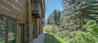 Ghostriders 2 by Avantstay Tidy Unit Close to the Slopes and Shops!