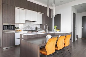 House (4 Bedrooms) | Interior - Silverado by Avantstay Snowboarder's & Skiers Paradise w/ Hot Tub, Views & Easy Slope Access! (Park City)