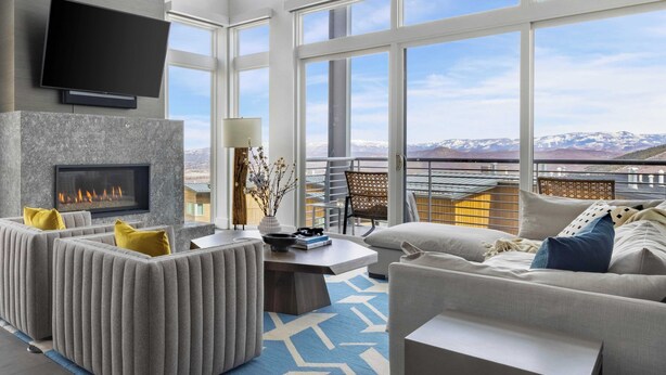House (4 Bedrooms) | Front of property - Silverado by Avantstay Snowboarder's & Skiers Paradise w/ Hot Tub, Views & Easy Slope Access! (Park City)