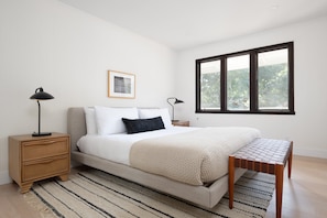 House (4 Bedrooms) | 4 bedrooms, desk, iron/ironing board, free cots/infant beds