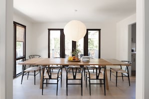 House (4 Bedrooms) | Dining